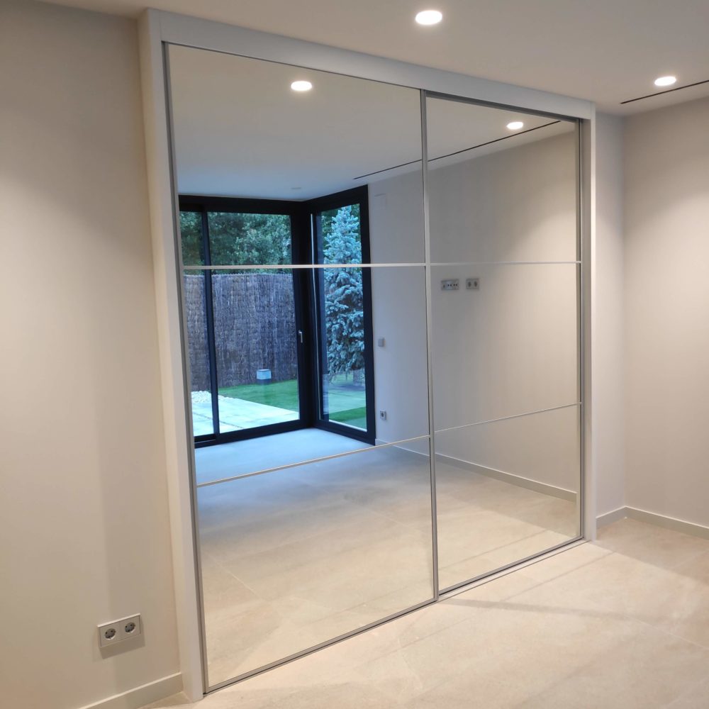 Fusteria de Castellví | Armario a Medida | Puertas espejo