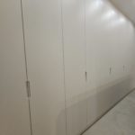 vestidor-medida-puerta-uñero-lacada-05.jpg